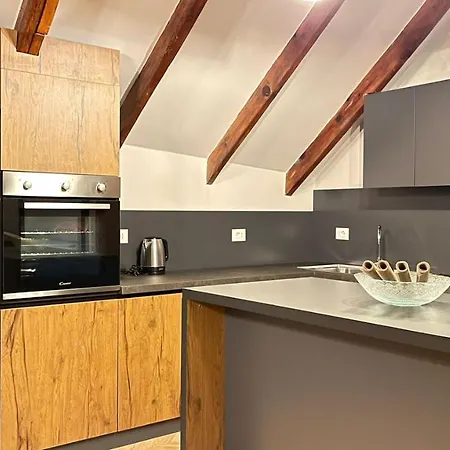 Апартаменты Heart Of Cozy Loft With Fireplace *